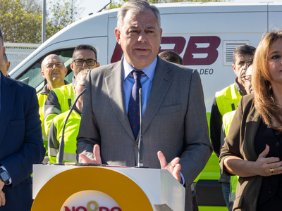 El alcalde anuncia 6 millones de euros en inversiones para mejorar la limpieza en Sevilla