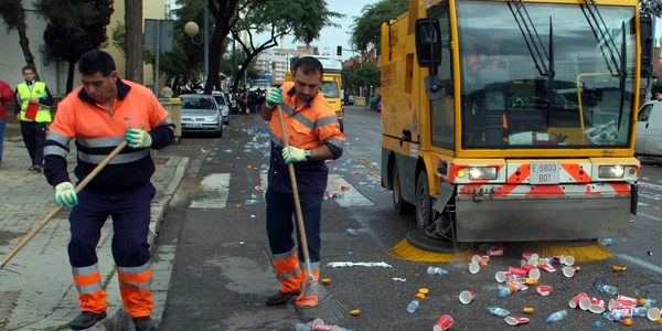 Lipasam contará con un dispositivo formado por 80 trabajadores y 51 vehículo para velar por la limpieza de la Maratón de Sevilla