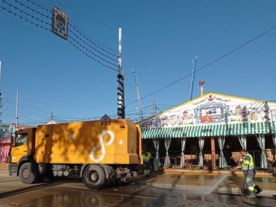 LIPASAM INICIA EL PLAN ESPECIAL PARA LA FERIA CON 591 TRABAJADORES Y 117 VEHÍCULOS