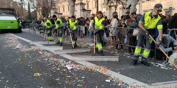 LIPASAM PONDRÁ EN MARCHA UN DISPOSITIVO ESPECIAL DE LIMPIEZA PARA LAS CABALGATA DE REYES